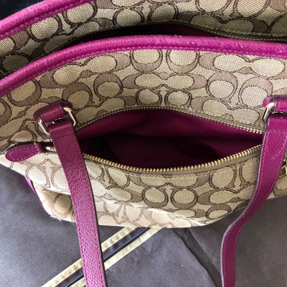 Coach satchel signature hot pink - Picture 4 of 6